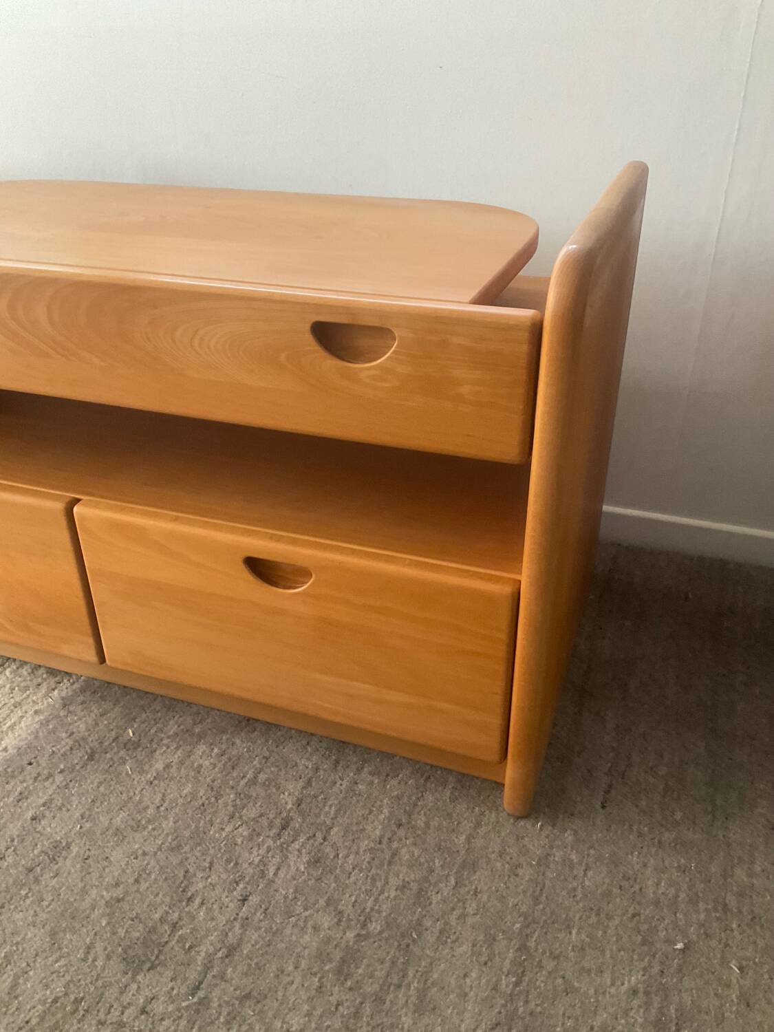 Danish TV cabinet in solid beech from the 70s-80s