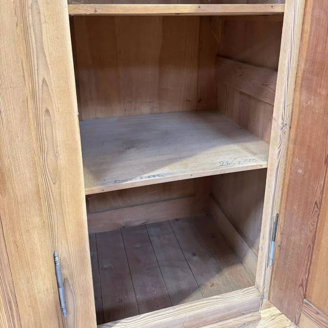 3-door buffet in pitch pine - Early 20th century - Sandblasted