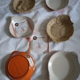 6 egg dishes Le Creuset orange