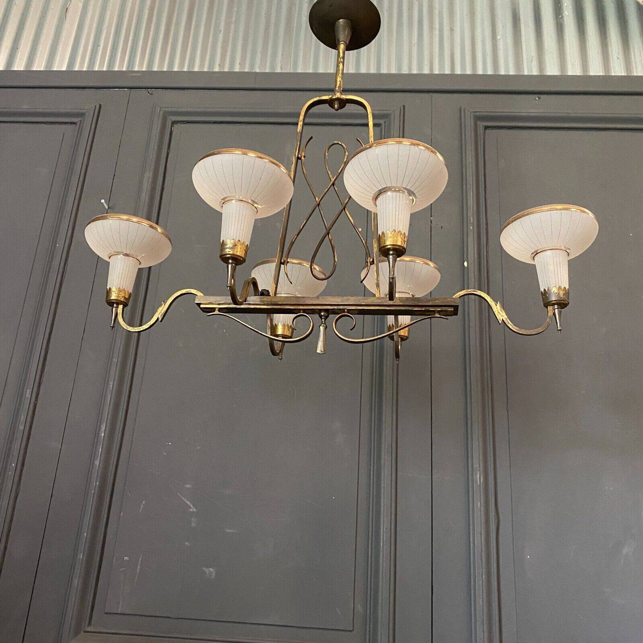 Chandelier in gilded metal 1950 6 lights cut in frosted glass