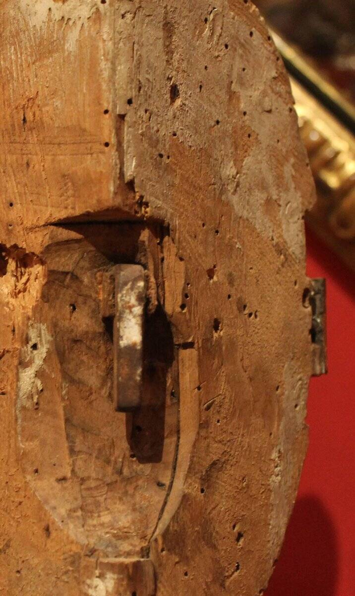 Italian Baroque Hand-Carved Giltwood Sconces with Gilt Bronze Arm, Set of 2