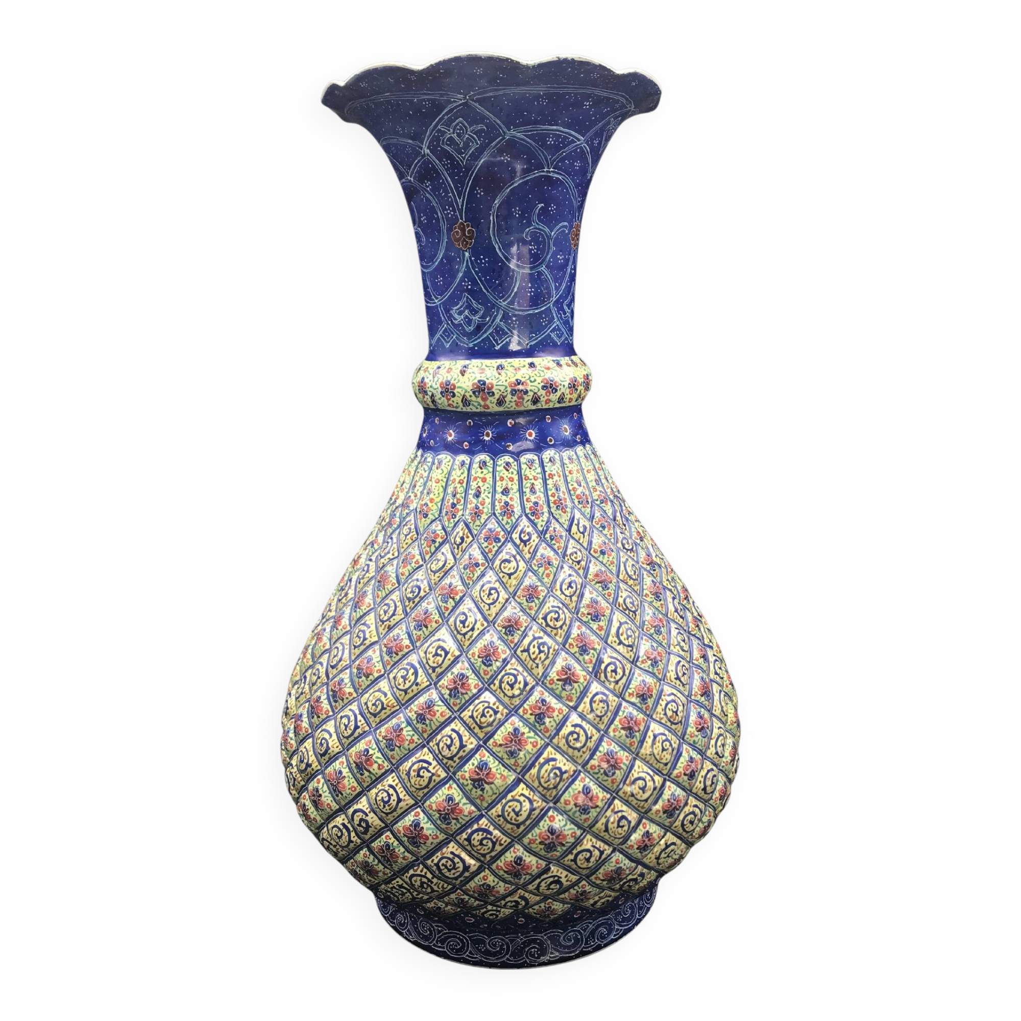 Minakari vase
