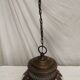 Suspension vintage bronze et opaline
