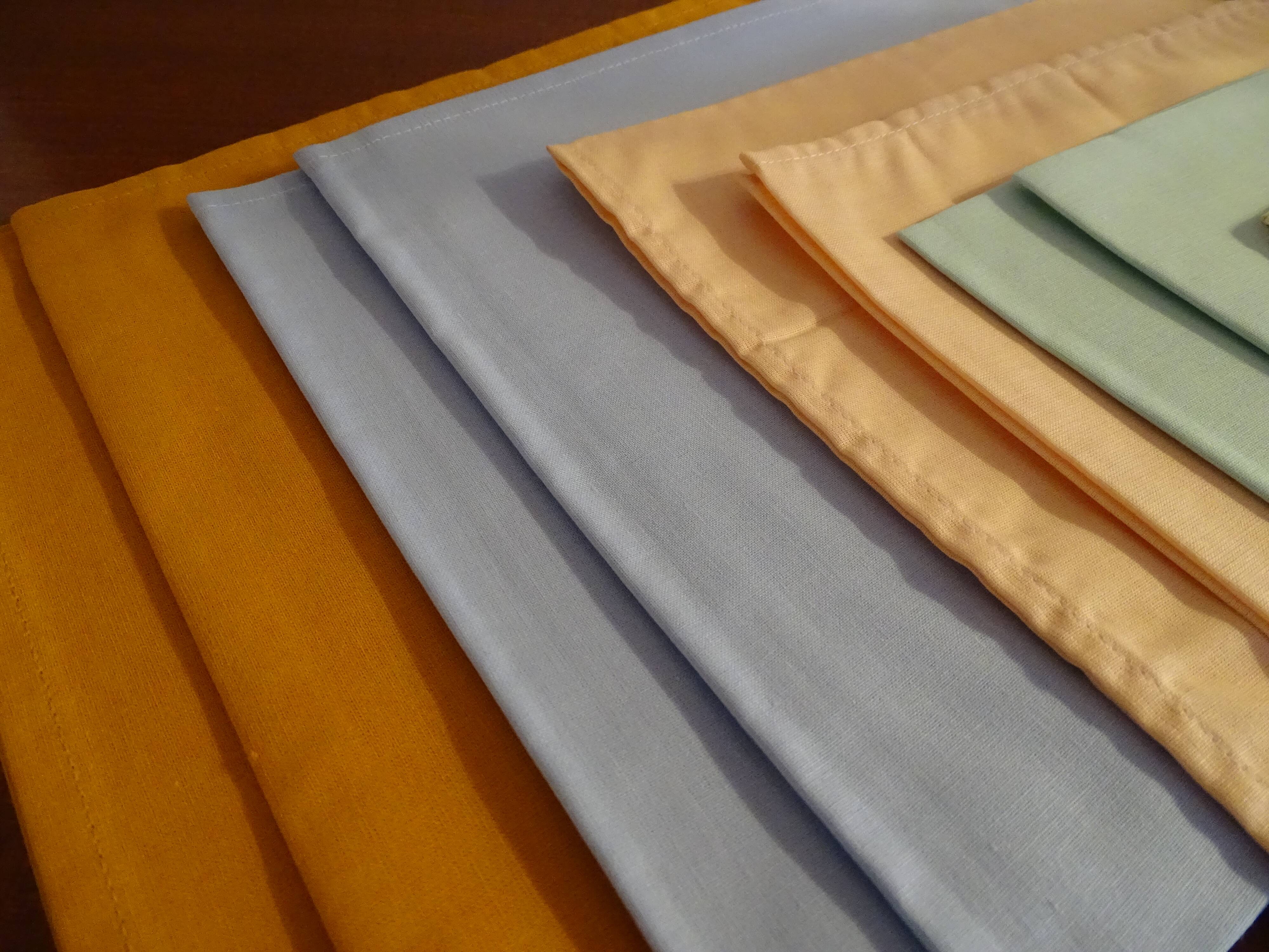 10 napkins Anne de Solène different colors 43 x 43 cm