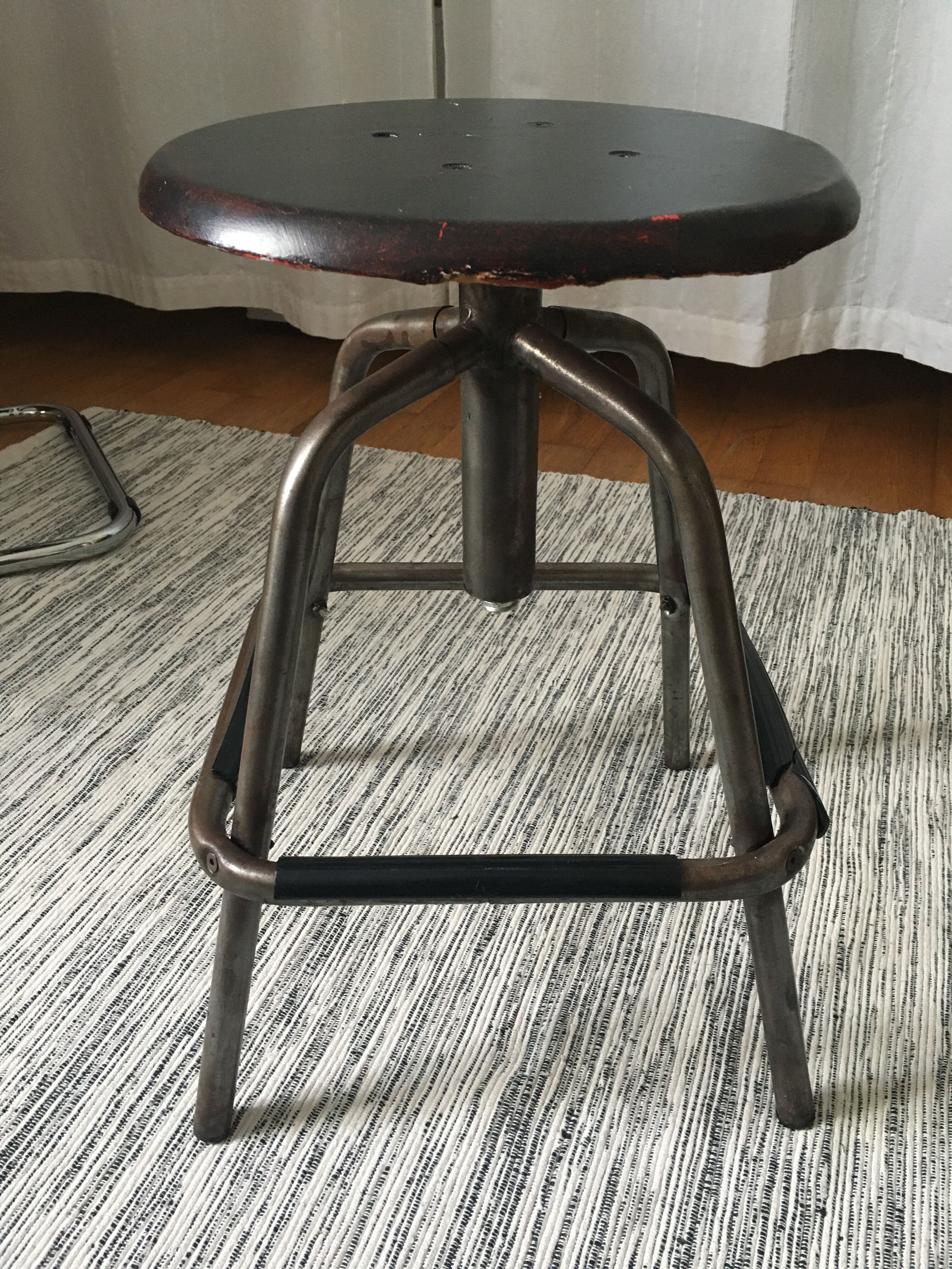 Industrial workshop stab