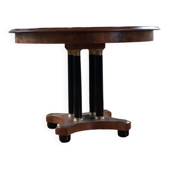 Table - pedestal table with 3 extensions: 4-10 people