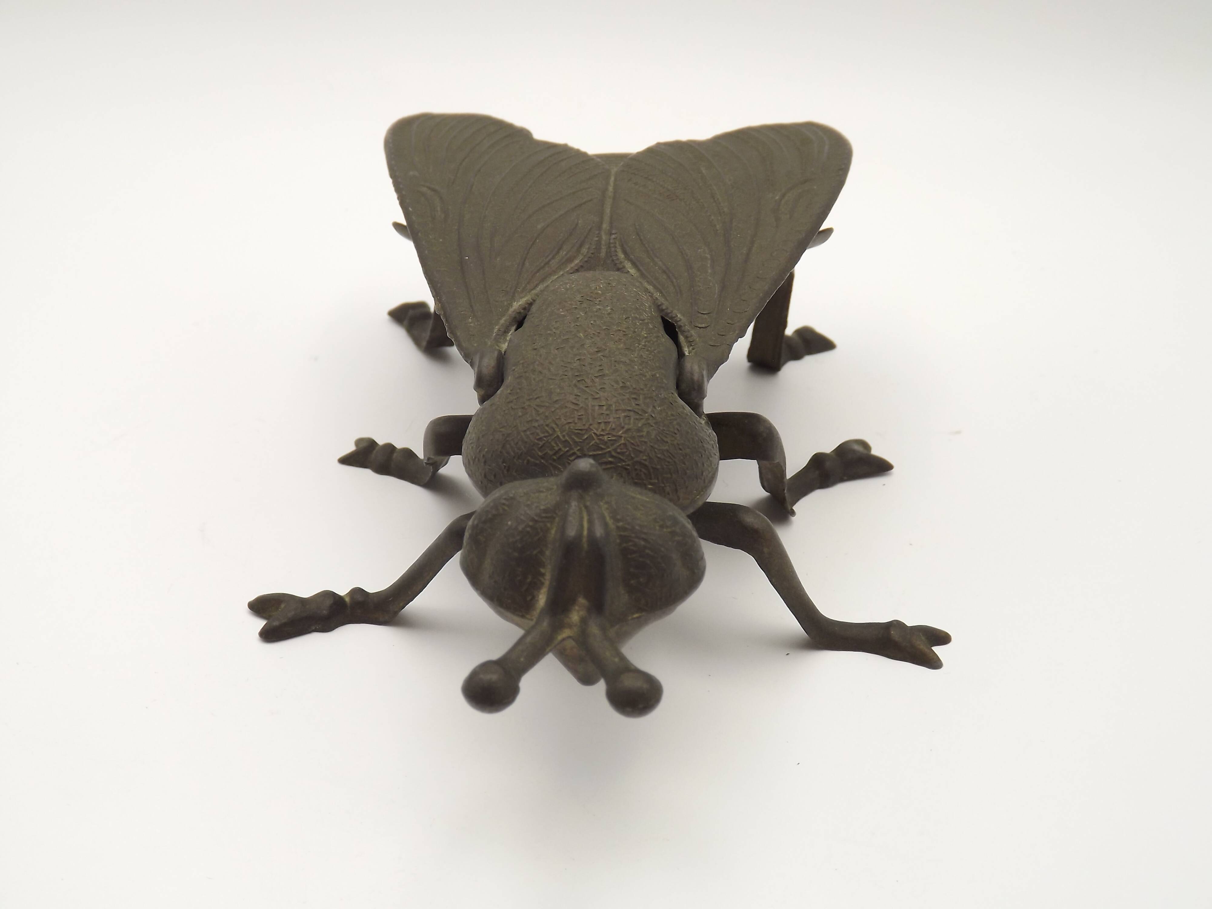 Brass Art Deco fly with movable wings Collection 4288