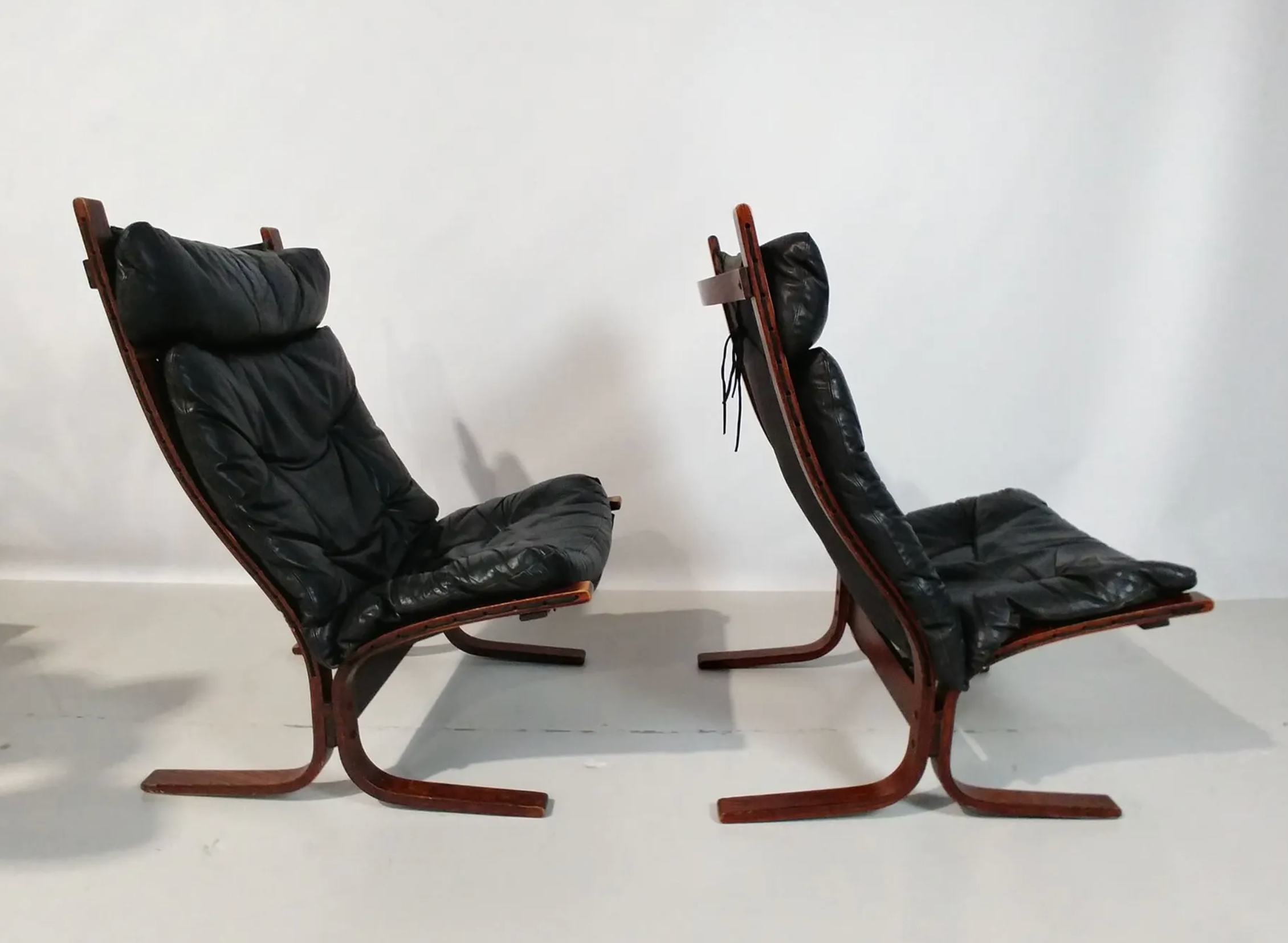 Pair of Siesta chairs by Ingmar Reling