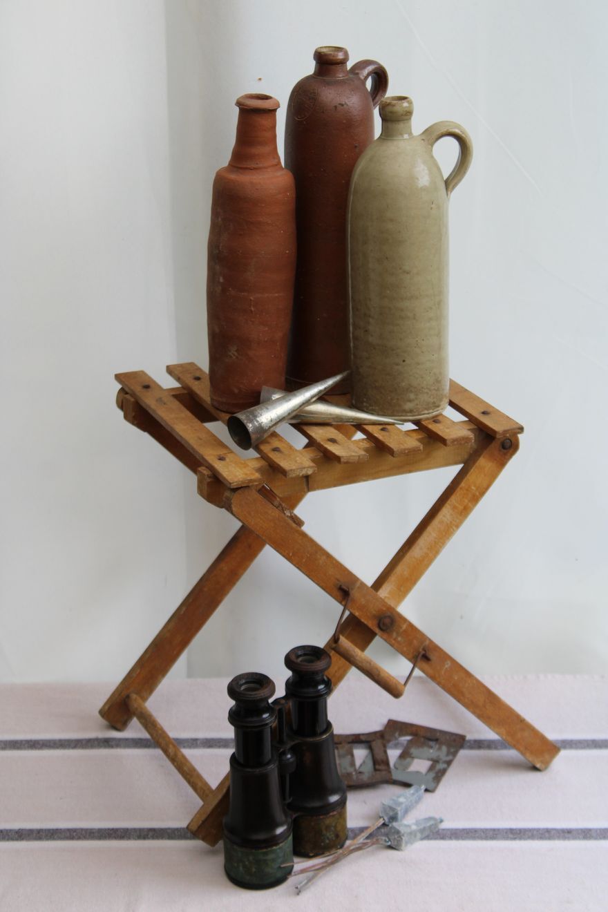 Folding wooden stool