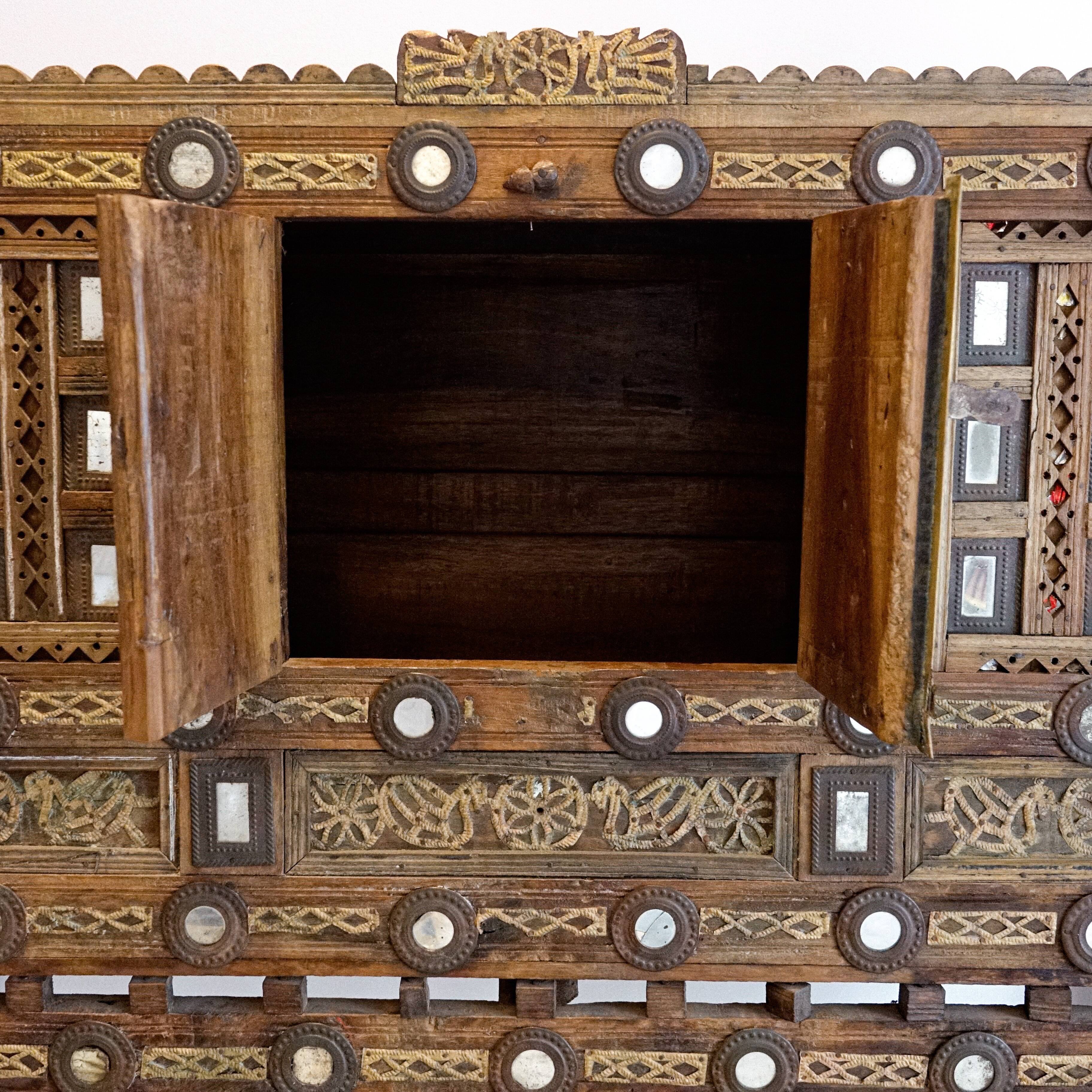 Ancient Indian furniture Damchiya