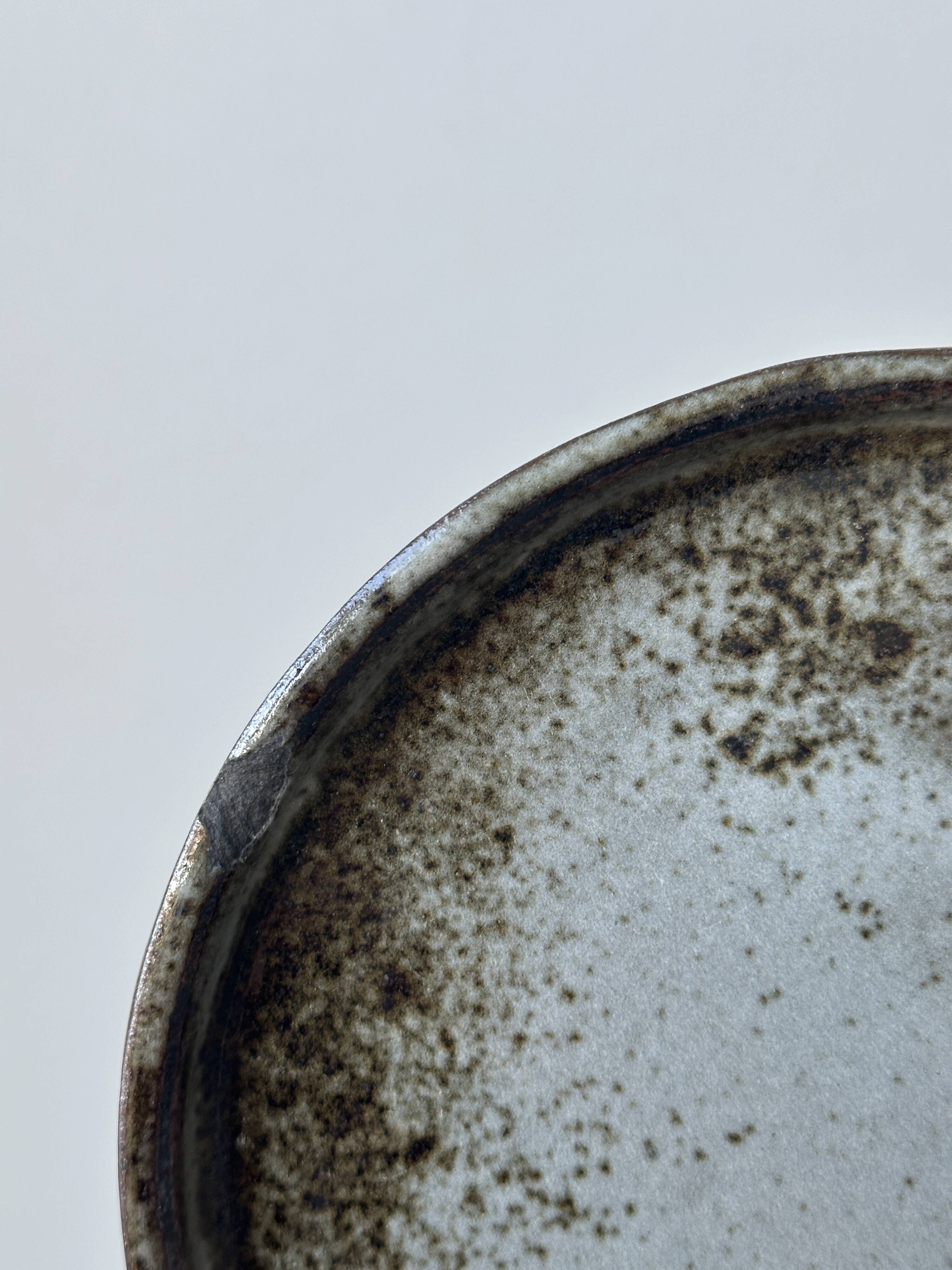 Thierry & Chantal Robert plates, Ponce sur le Loir