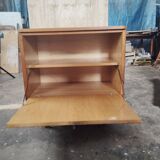 Vintage storage unit with compass legs