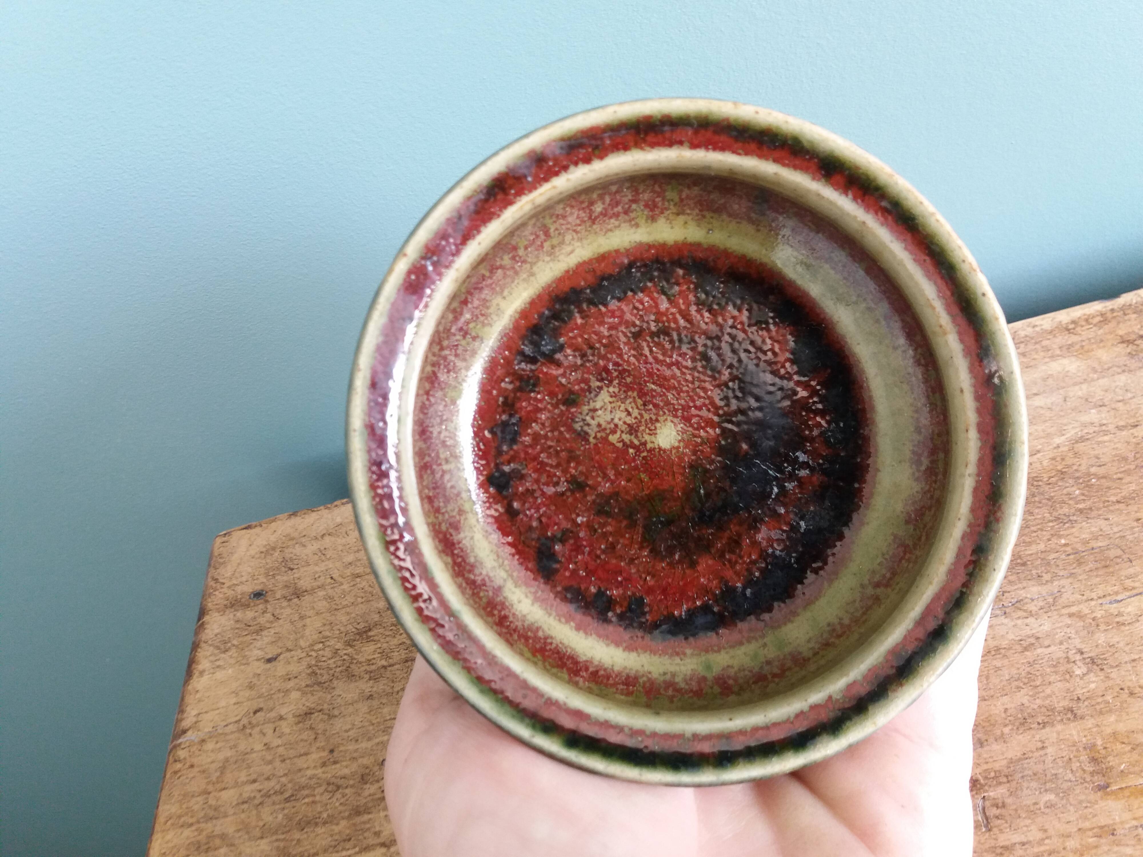 Stoneware bowl signed Fontgombault