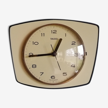 Horloge formica vintage pendule murale silencieuse trapèze "Talgo jaune pâle"