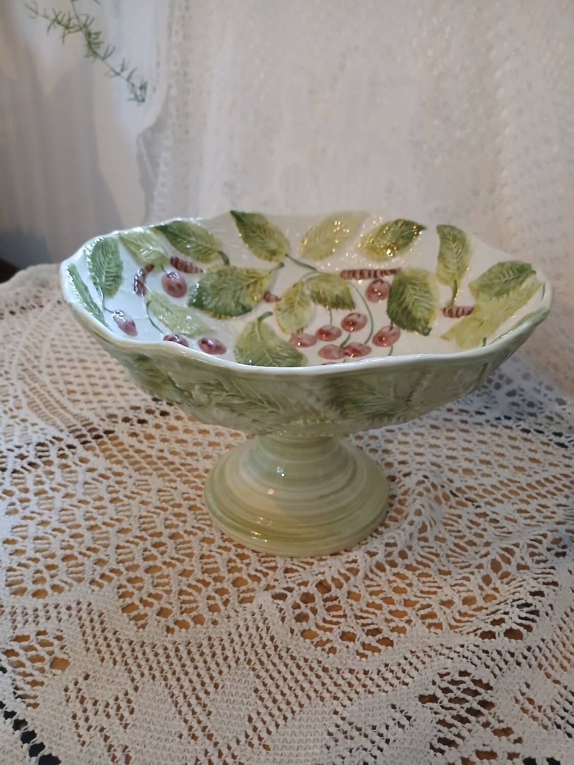 Antique fruit bowl in slip