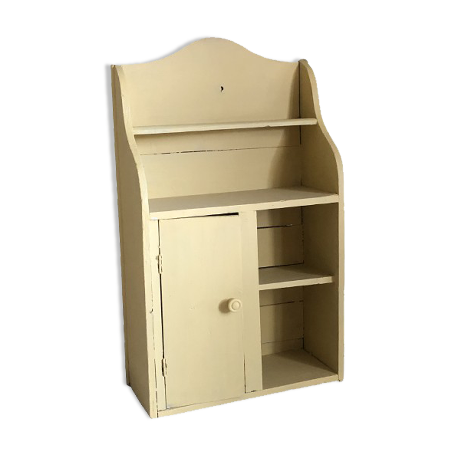 Wooden wall cabinet shelf