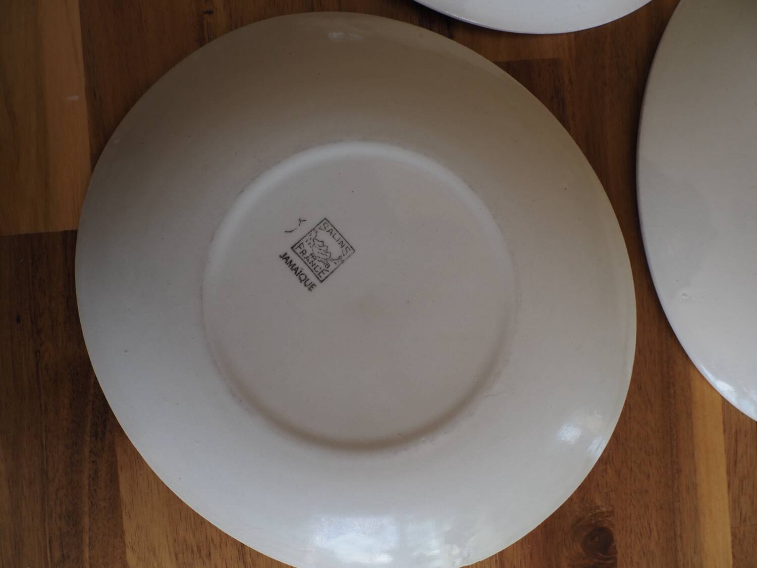 3 oval flat plates Salins model Jamaica (rare)