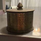 Tobacco pot