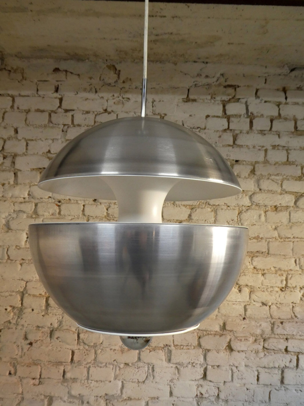 Suspension fontaine by bertrand balas for raak, 1970