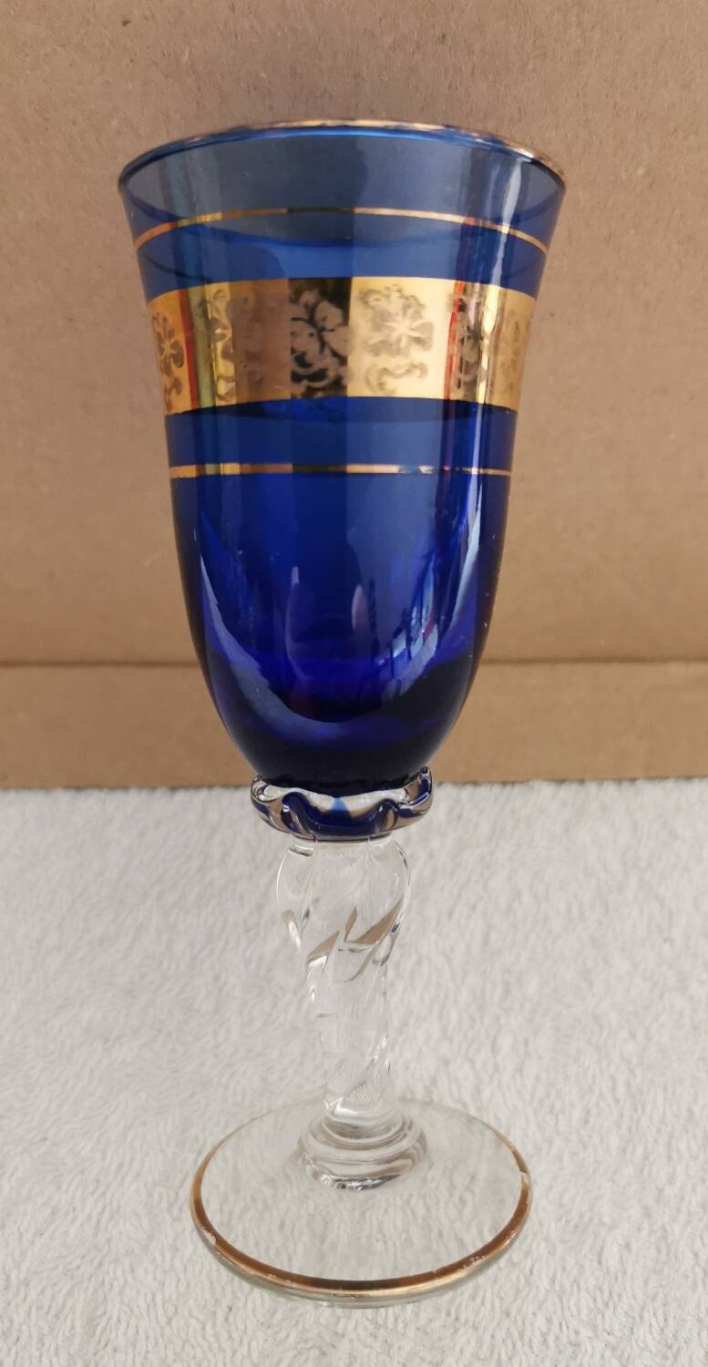 7 vintage crystal glasses
