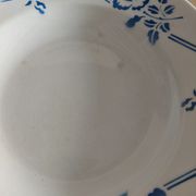 Hollow plates series of five Moulin des Loups Orchies model Bric blue