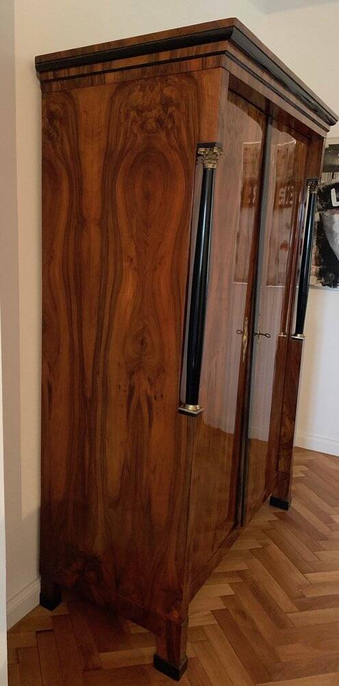 Empire Armoire in Walnut Veneer & Brass, Vienna, 1815