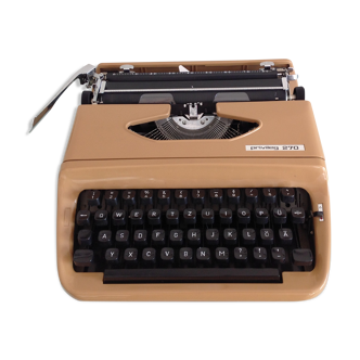 Privileg 270 typewriter 60/70