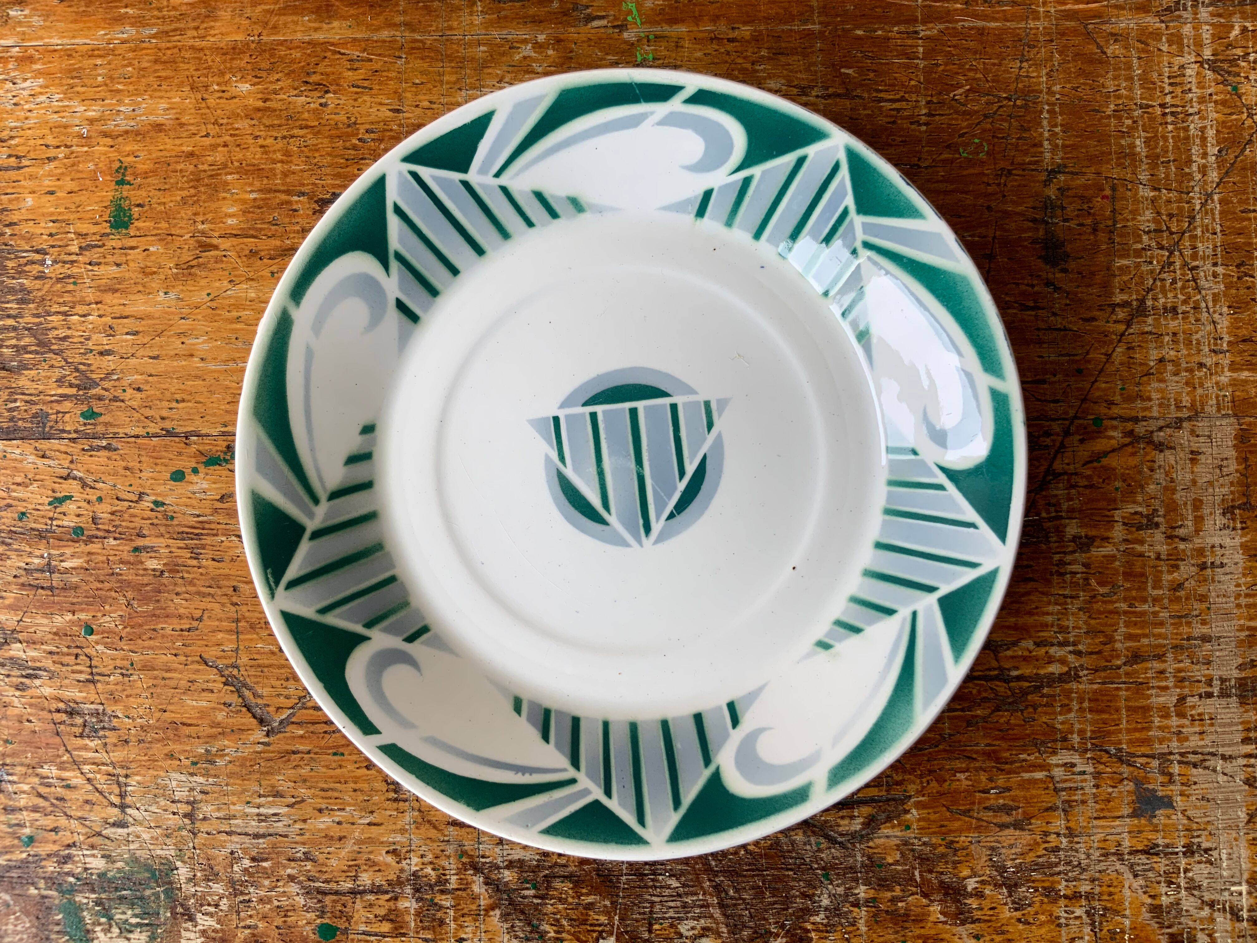 Trio of wolf mill plates