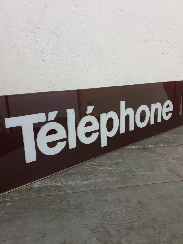 Phone plate 80s