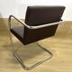 Chaise Brno Knoll par Ludwig Mies van der Rohe
