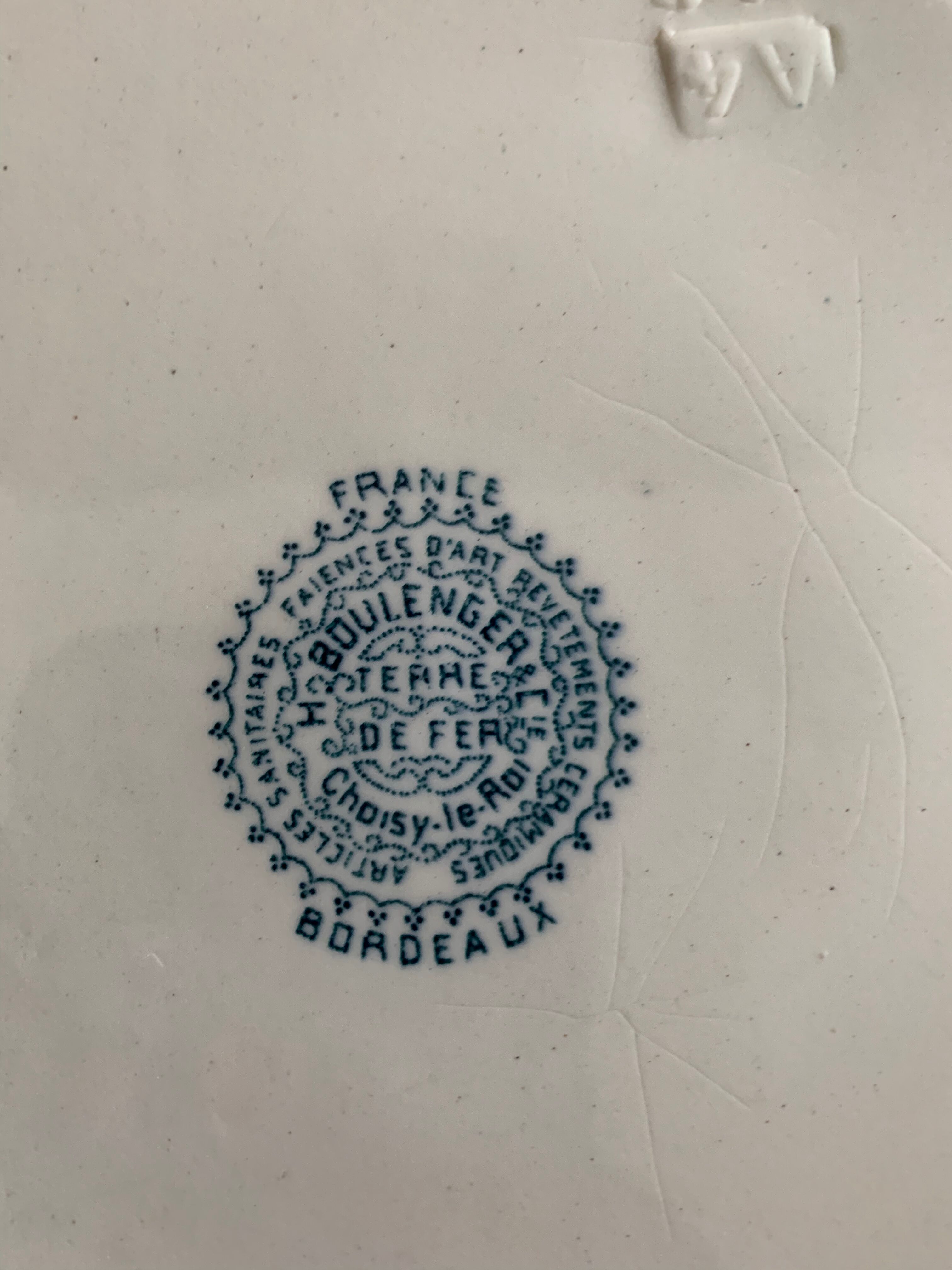 3 plates Iron Earth HB and Co.