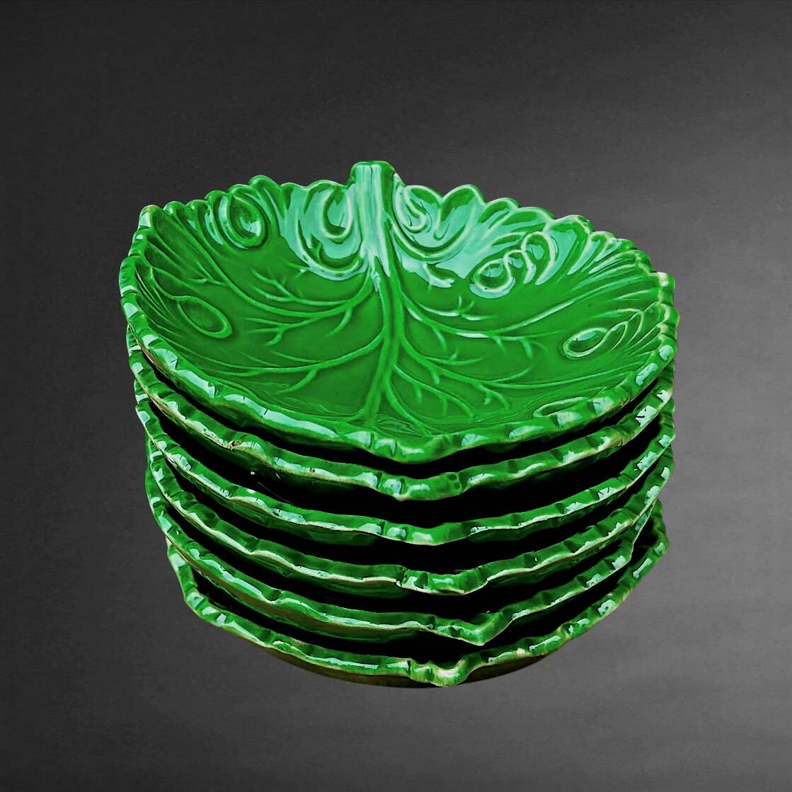 Service à dessert majolique italienne C.A.L Nove – feuilles de vigne vert - 7 pièces - années 60
