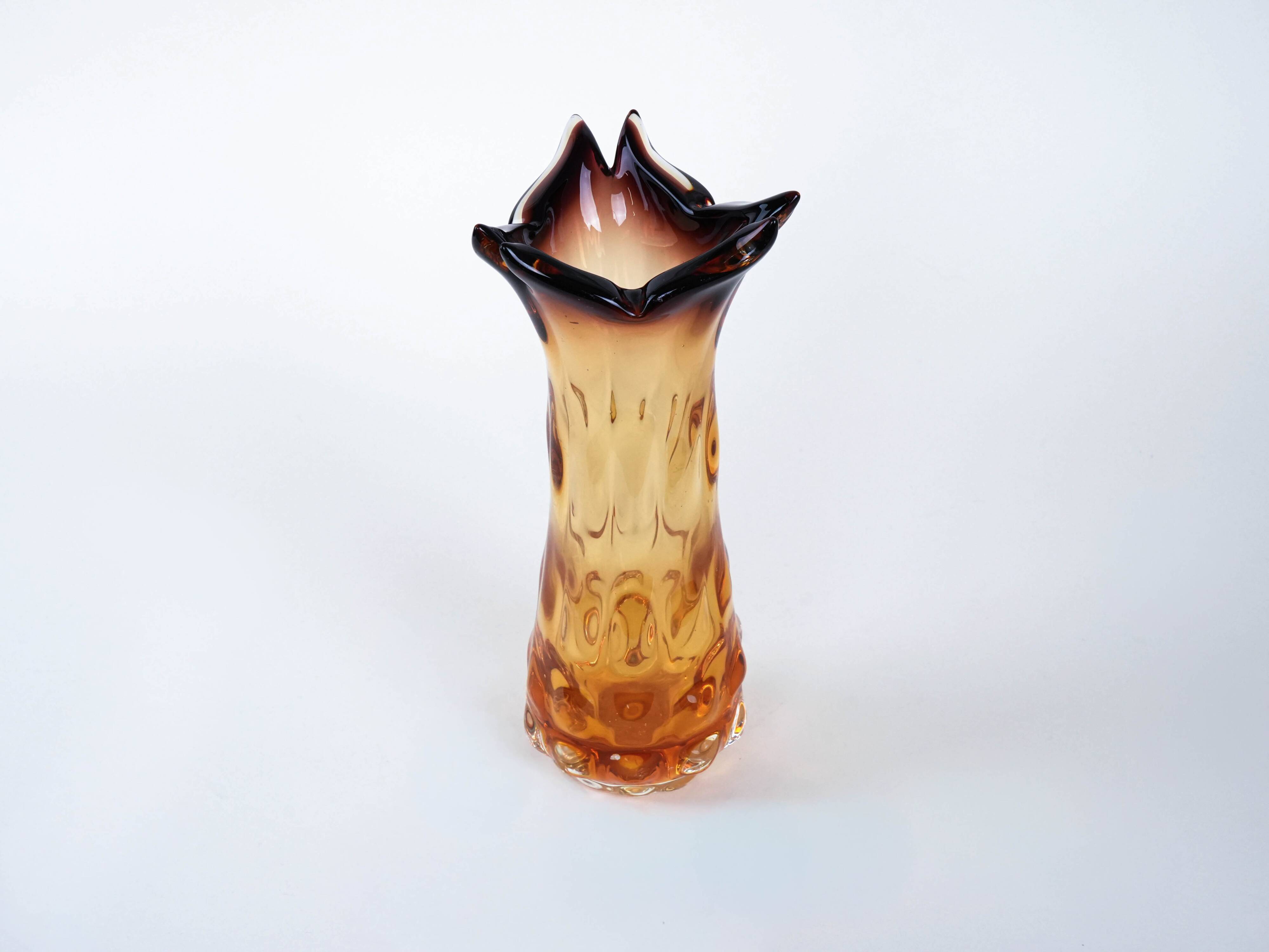 Vase en verre, verre de Murano, années 1960, fabriqué en Italie