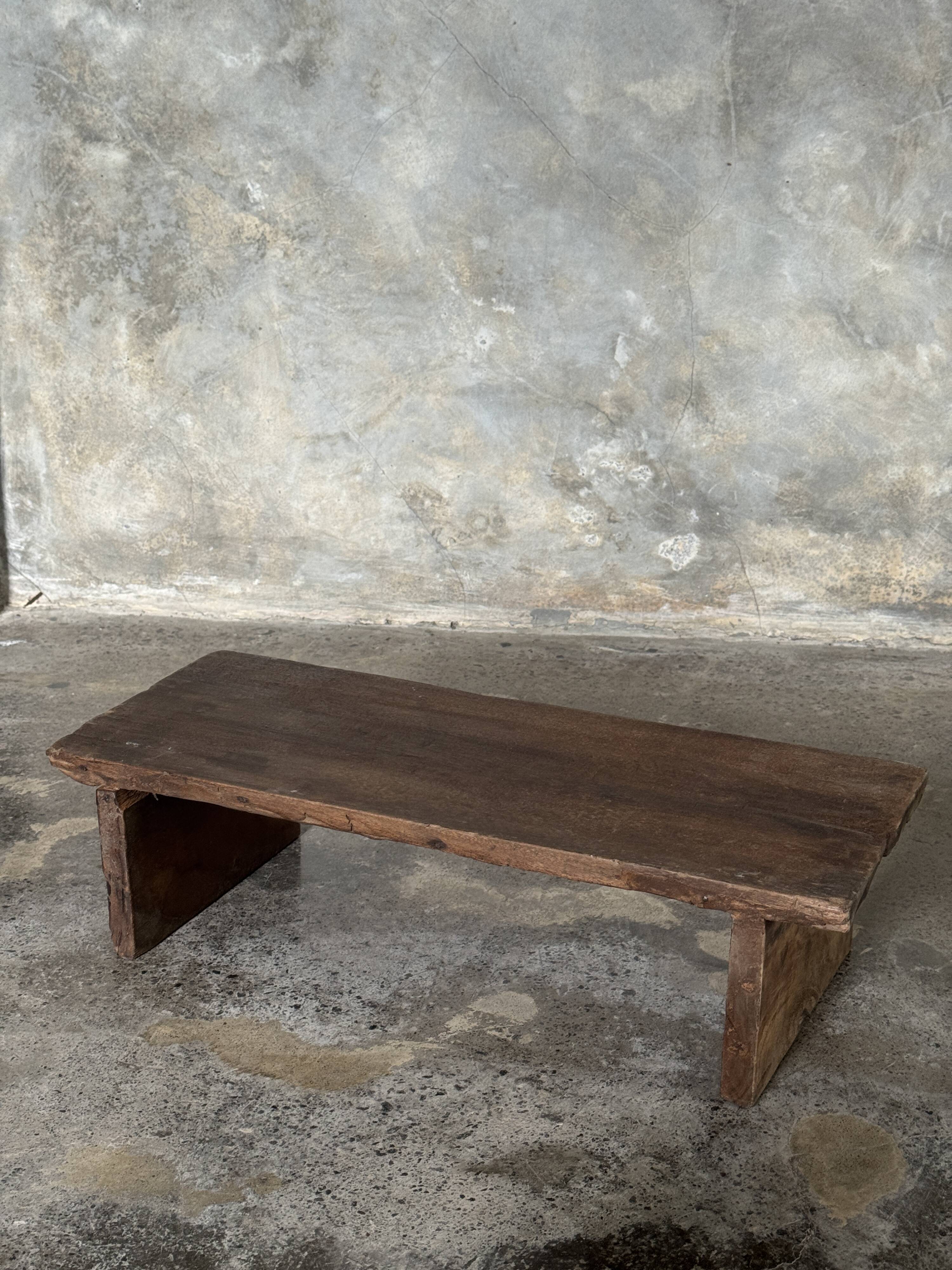 Small low bench in old teak from Indonesia H14 L50