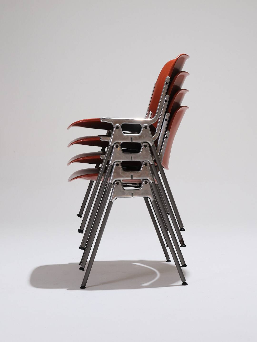 Set de 4 chaises empilables dsc 106 orange, Castelli, G. Piretti, 1970s