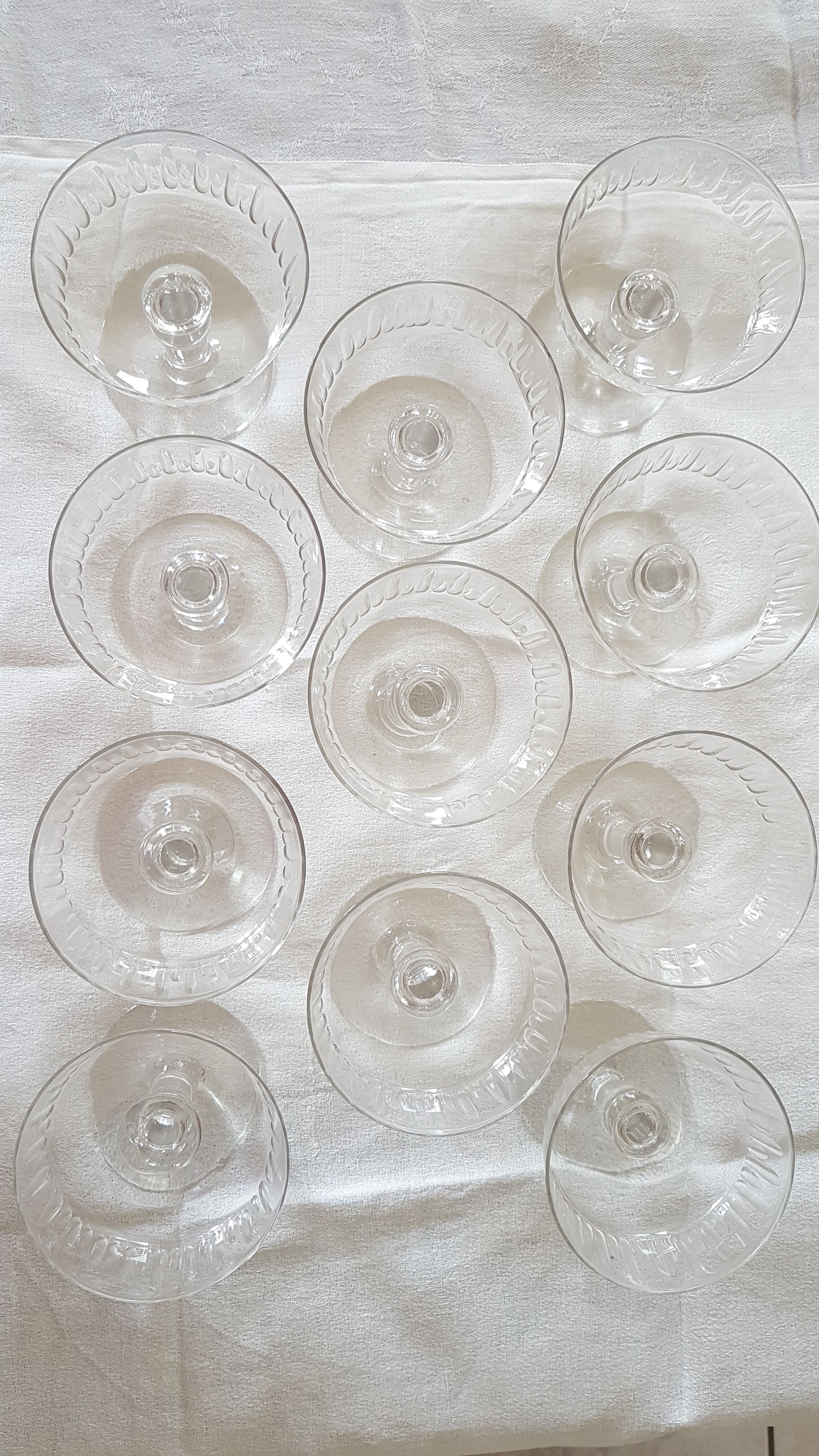 11 champagne crystal cups