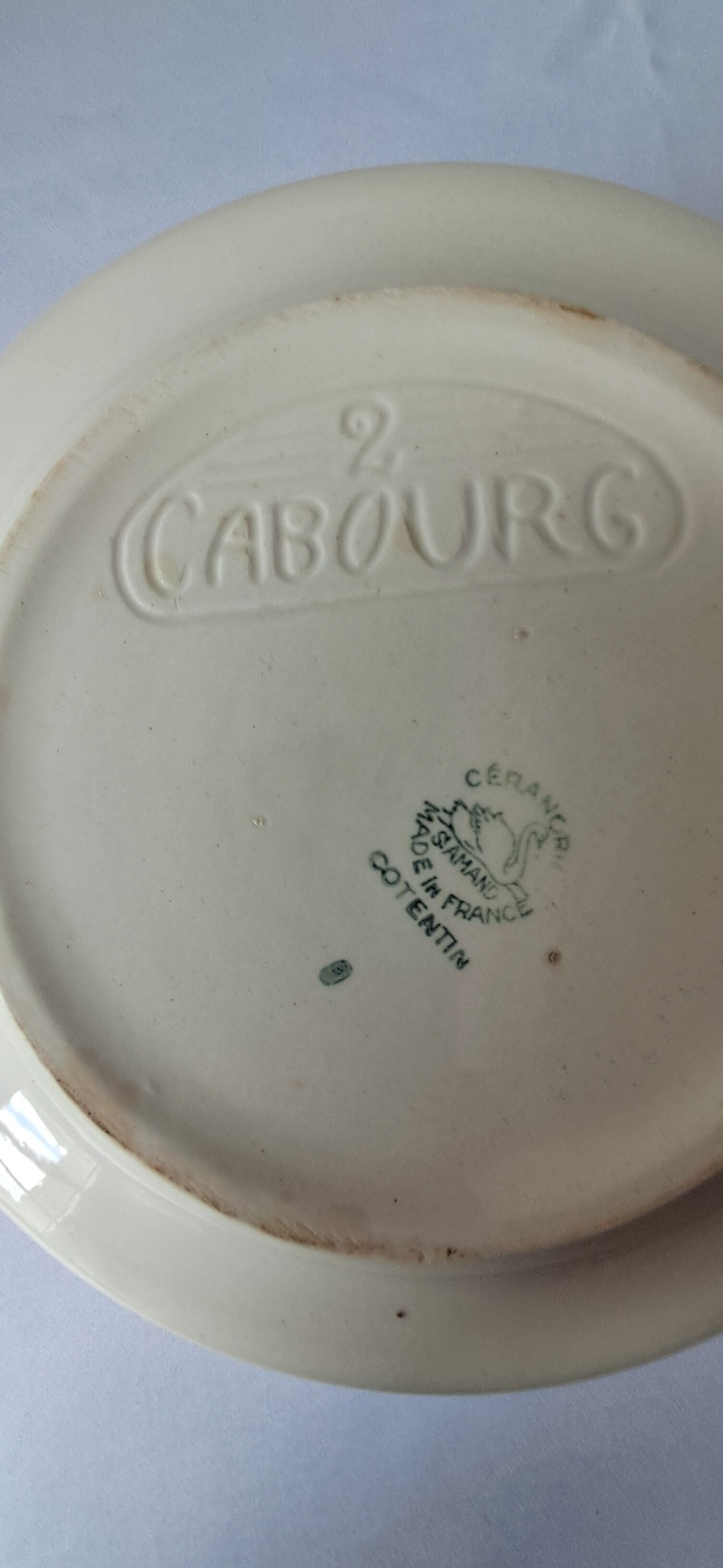 Old model vegetable dish Cotentin from the St Amand factory.