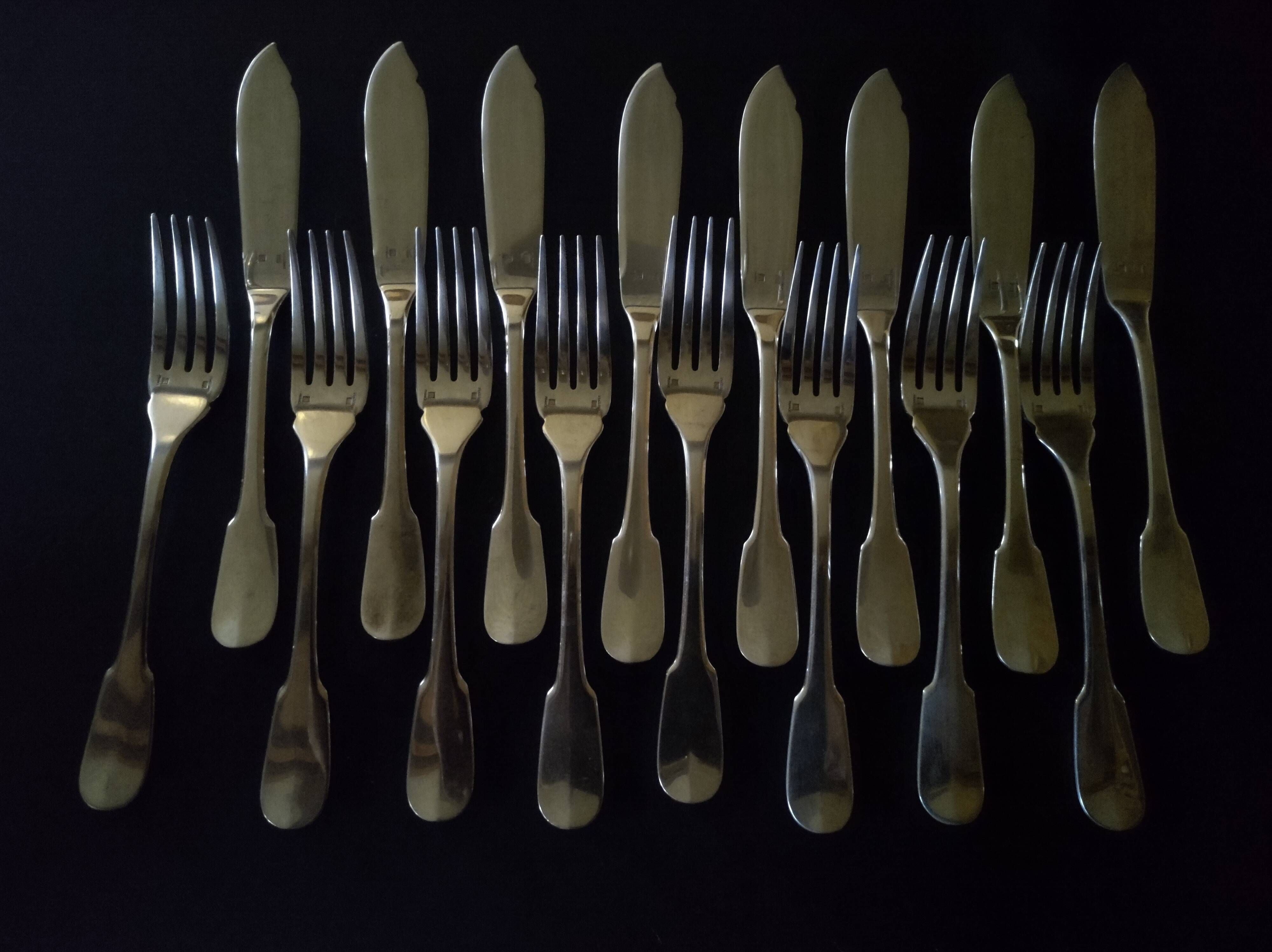 Set of 8 fish cutlery cristofle france model cluny uniplat