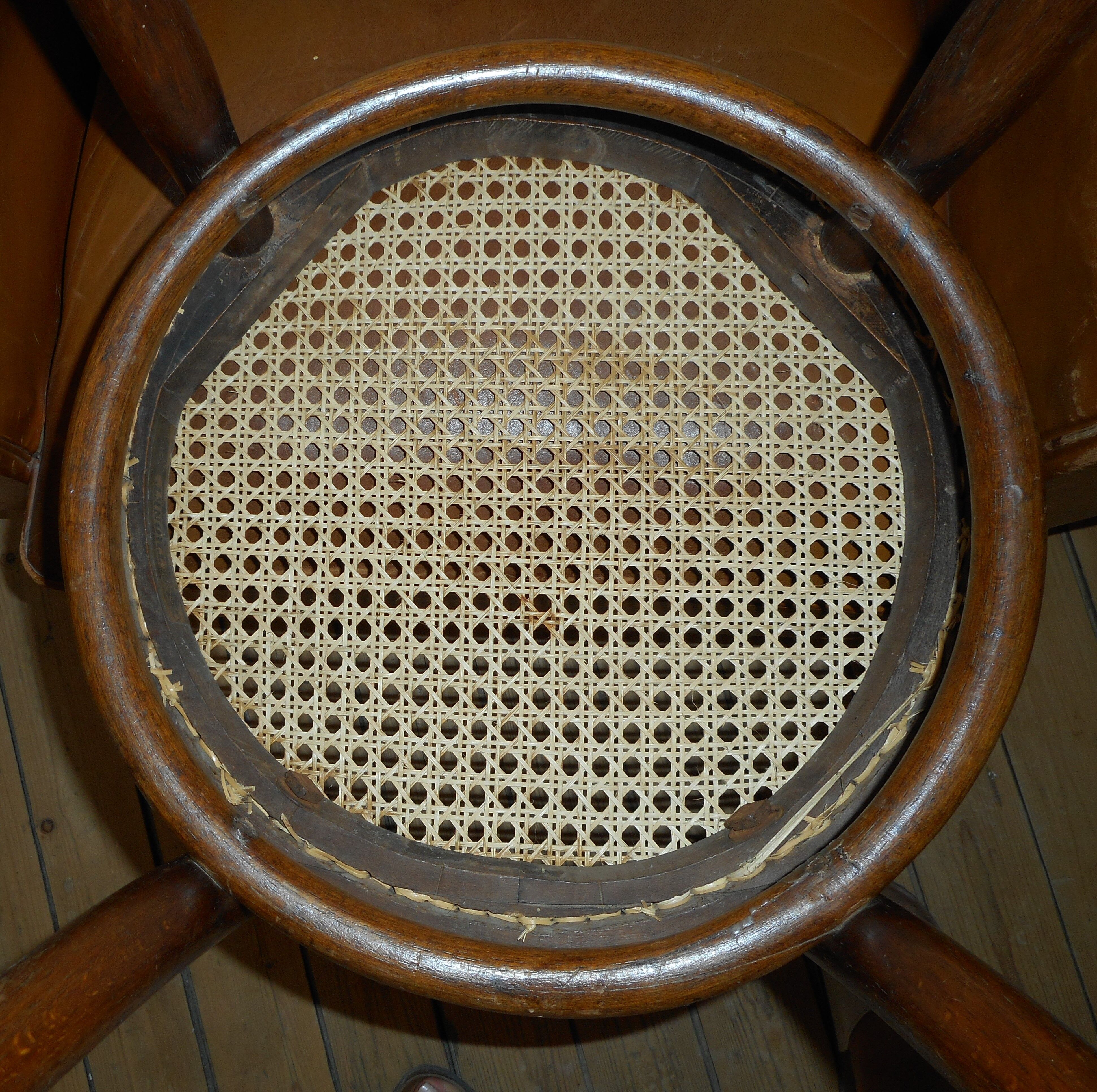 Chair 'omega' Thonet no.20