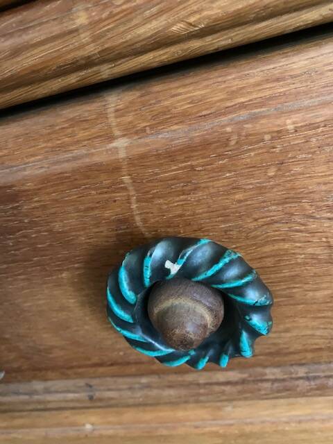 Secretary Chambron & Guillerme