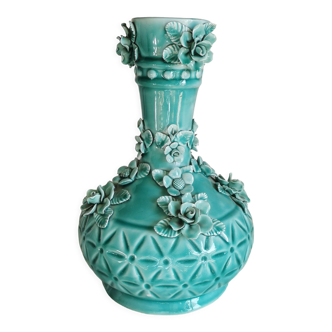 Vase en porcelaine de Manises