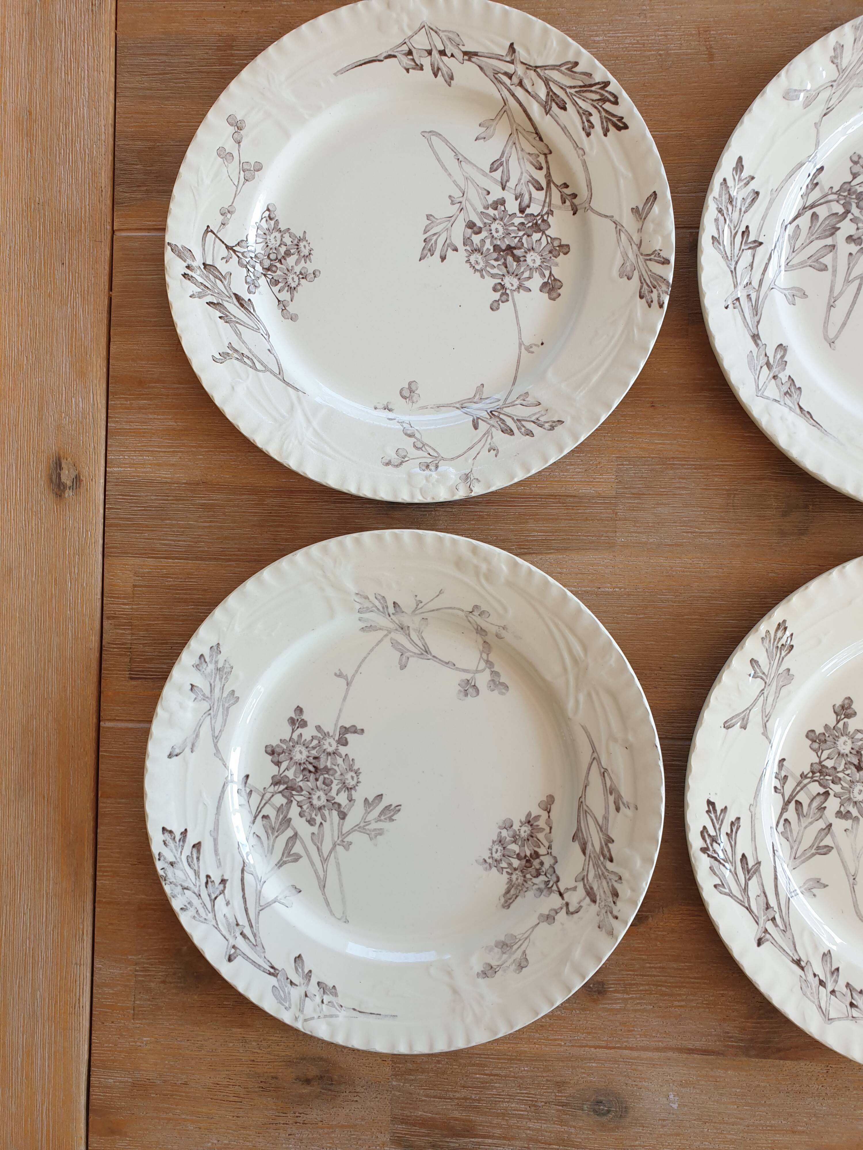 Art Nouveau creil and Montereau plates