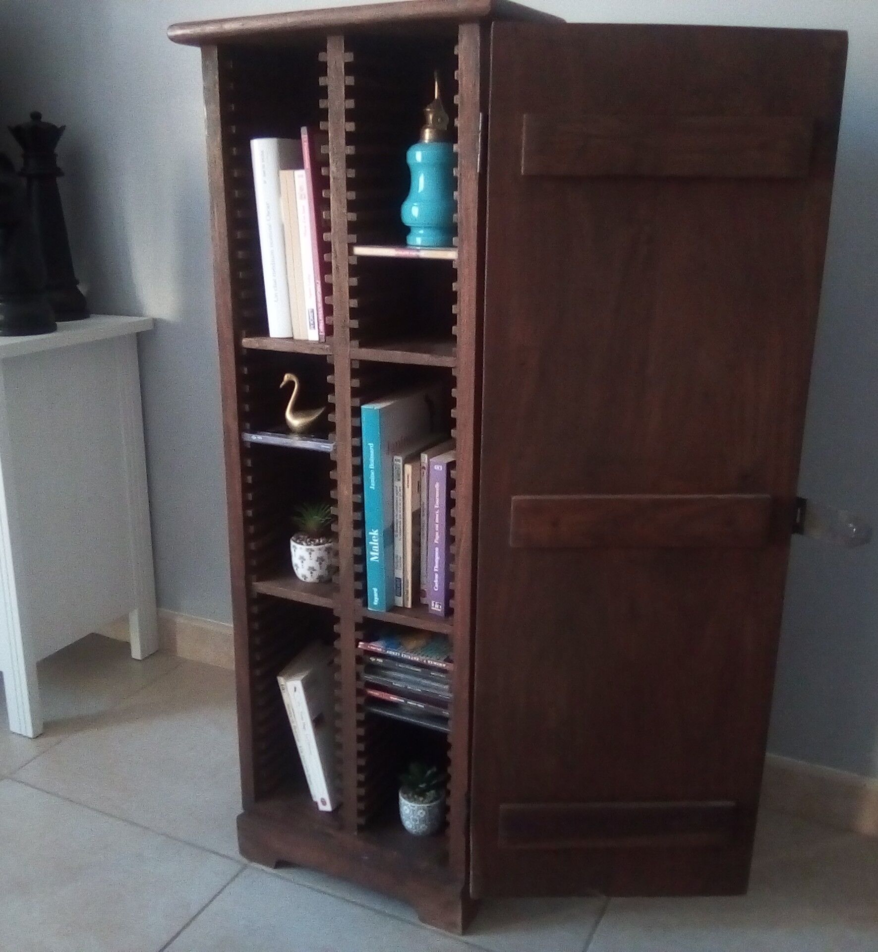 Scottish storage cabinet 80s