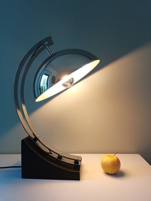 Italian table lamp