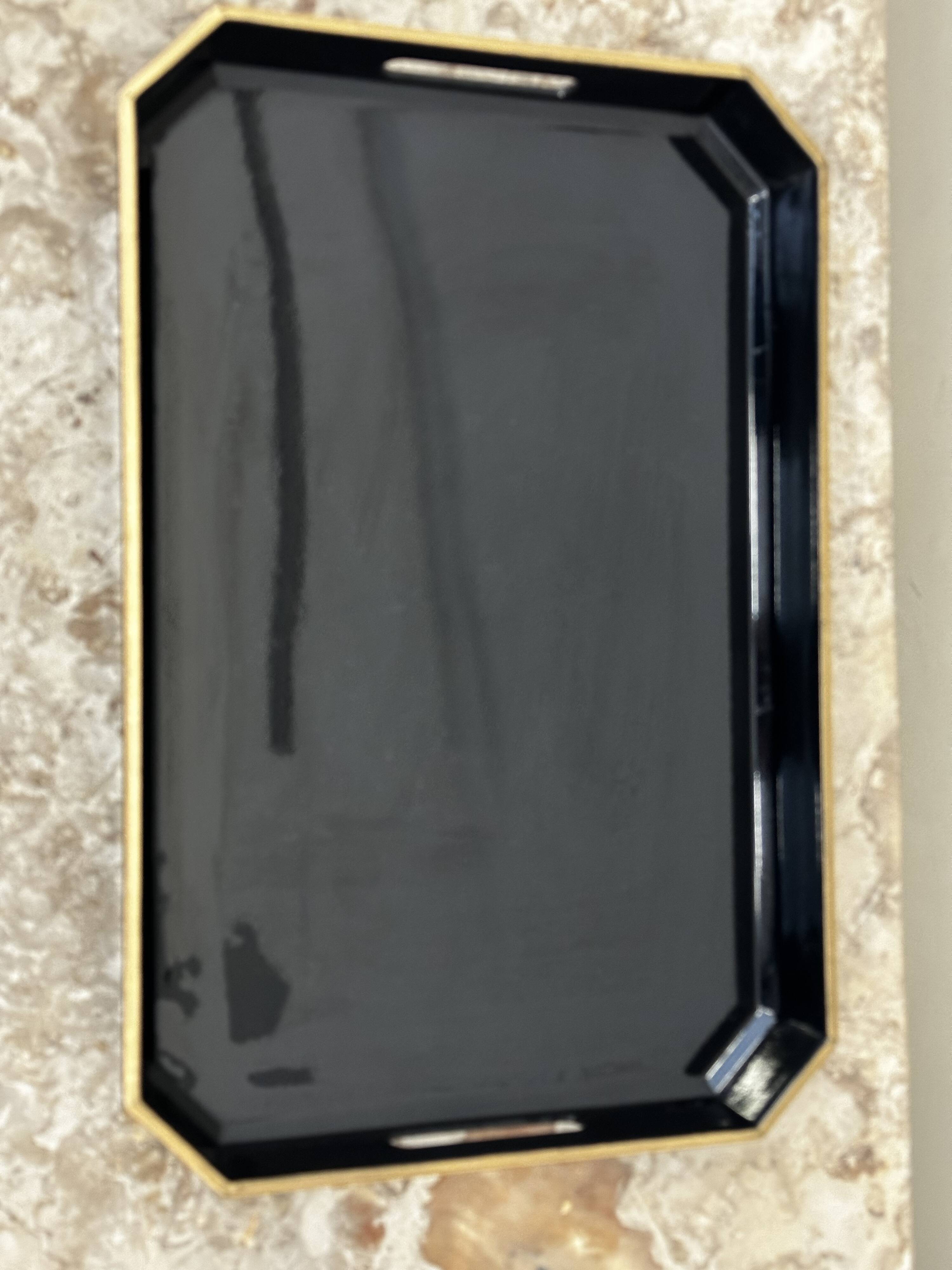 Japanese tray in black and gold lacquered wood