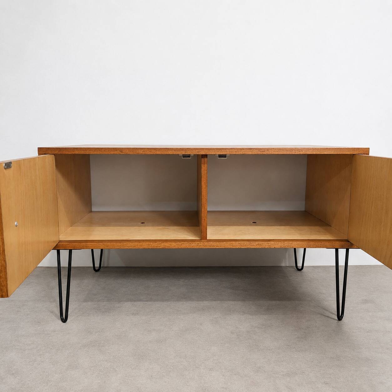 Enfilade vintage MDK en teck, Belgique, années 1960