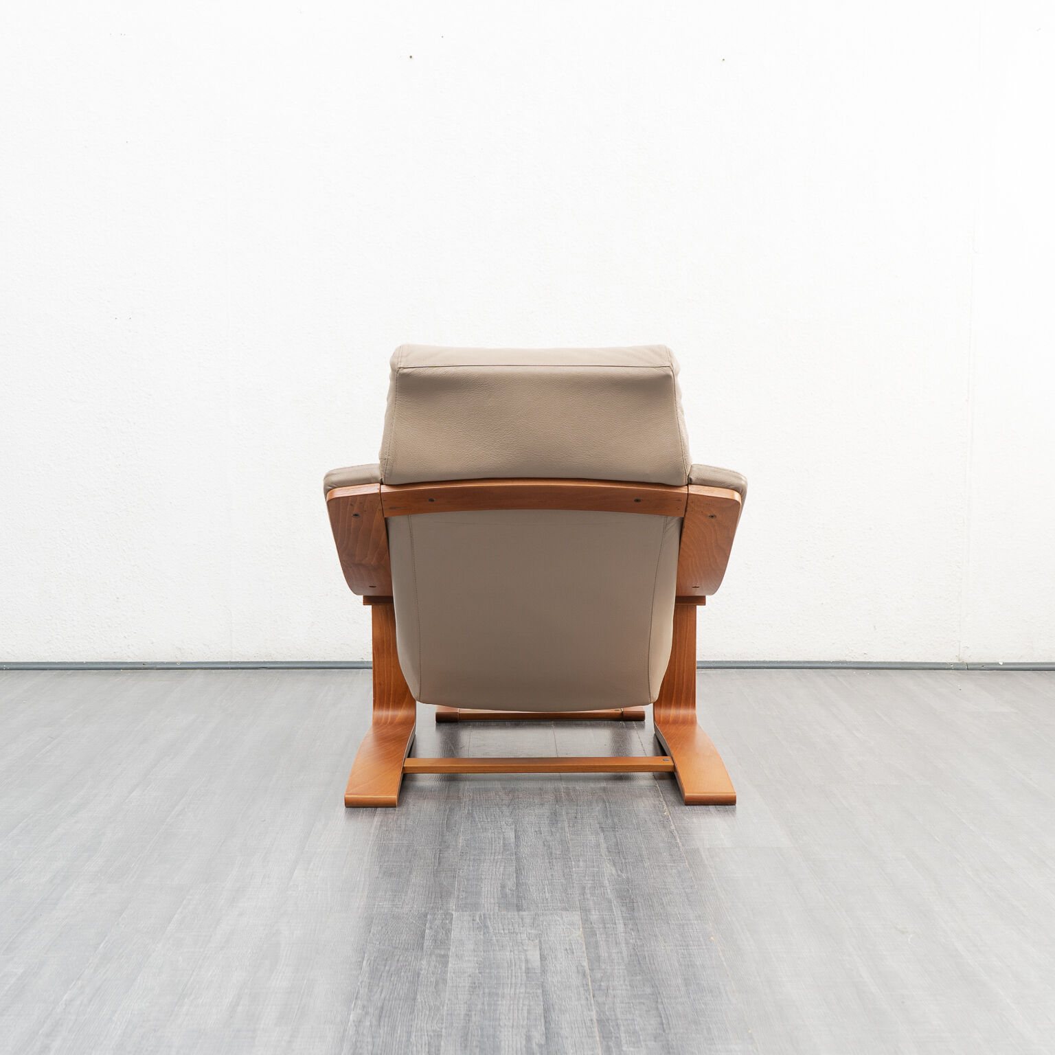 Lounge armchair with footrest, Scandinavian design, Kroken model, leather