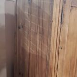 Armoire parisienne ancienne
