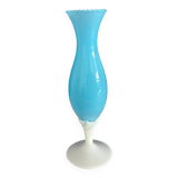 Vase opaline vintage bleu clair