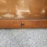 Collector's showcase jewelry wooden collector's item with keys